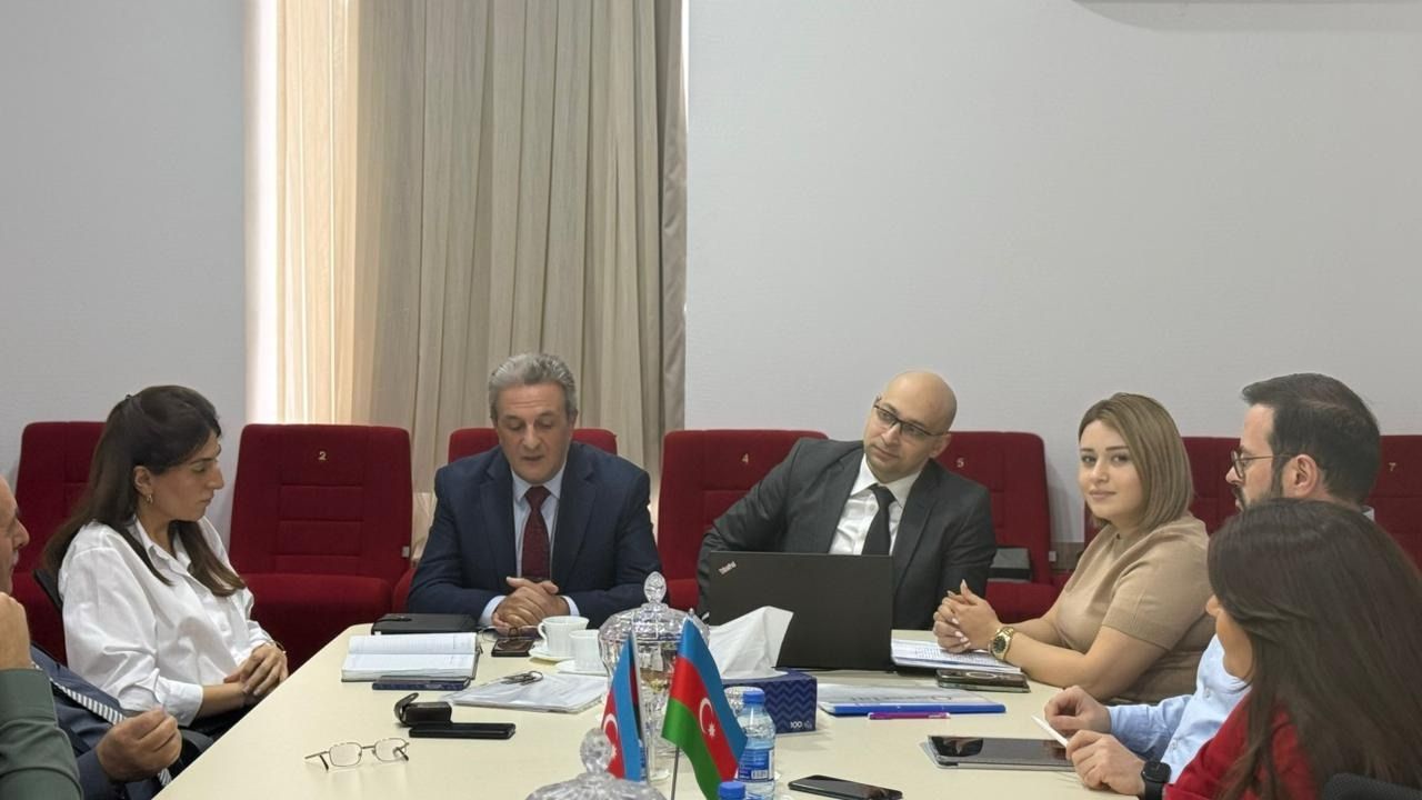 AQP Rəyasət Heyətinin toplantısı keçirilib - FOTOLAR