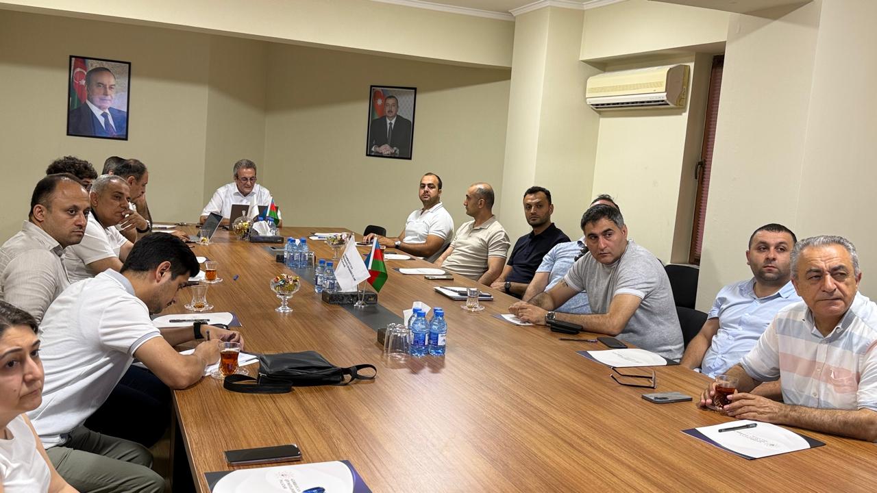 AQP-də qeyri-maliyyə öhdəliklərinə həsr olunan təlim keçirilib